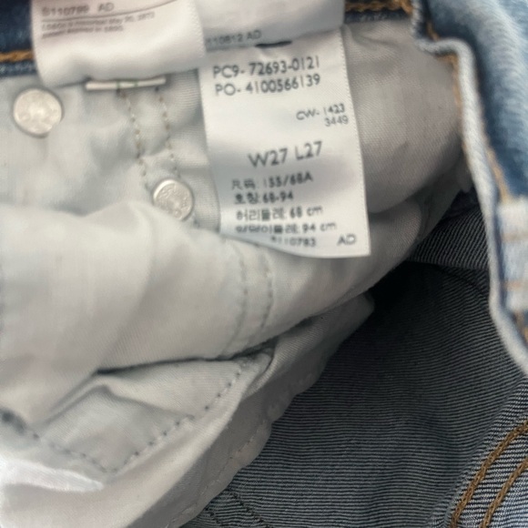 Levi’s Ribcage Straight Leg Ankle Buttonfly Jeans Size 4/27 - Picture 4 of 4